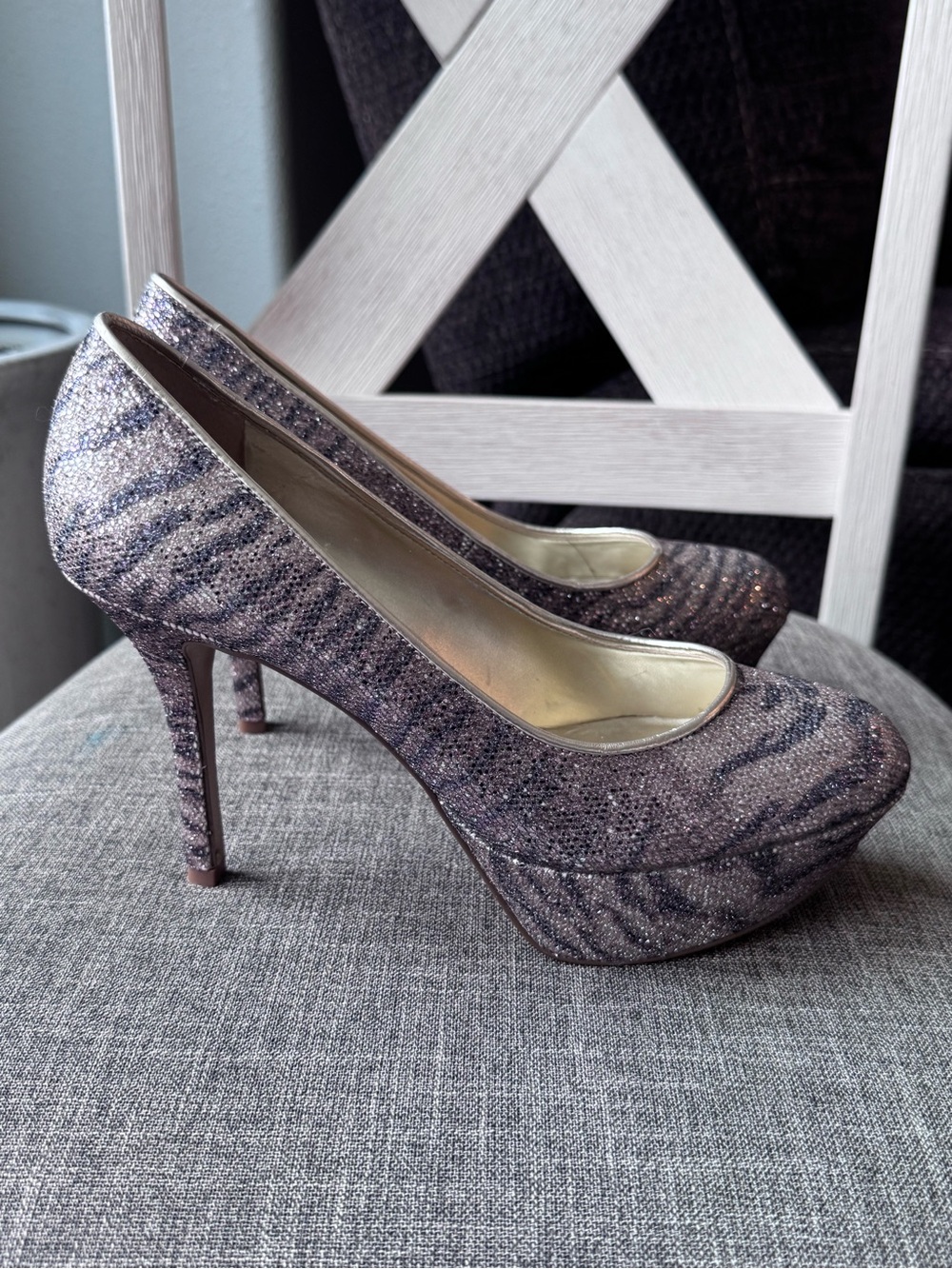 Nine West Mendoza Glitter Platform Pumps in Zebra Print Multi Color size 8 - Picture 4 of 10